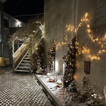 Hotelgasthof Kirchenwirt Schierling Esterno foto